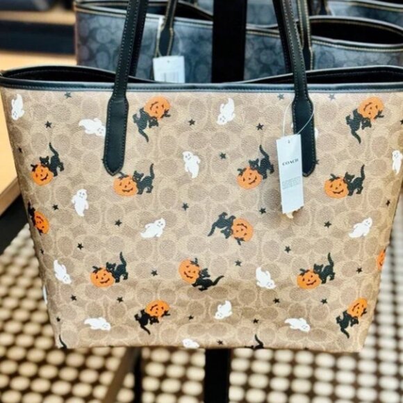 NWT Coach City Tote In Signature Canvas With Halloween Print CW450 - Picture 4 of 6